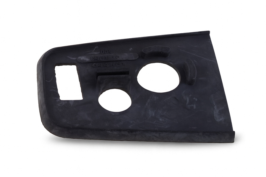 Rubber spacer Hinge Volvo 245/265 tailgate-1985